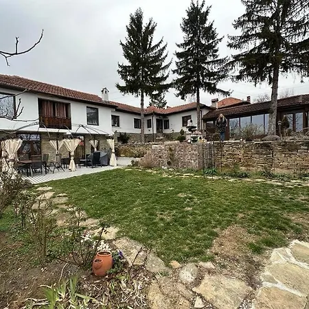 The 3 Pines - трите бора Villa